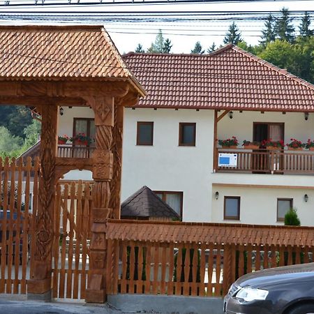 Casa Bunicii Ξενοδοχείο Moisei Εξωτερικό φωτογραφία