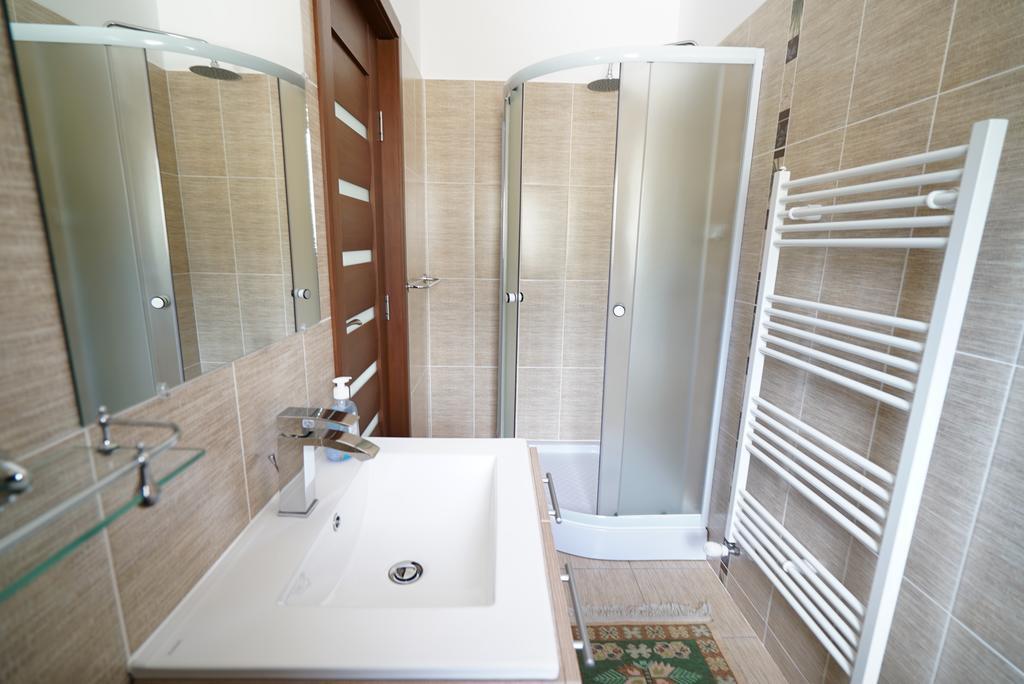 Casa Bunicii Ξενοδοχείο Moisei Εξωτερικό φωτογραφία